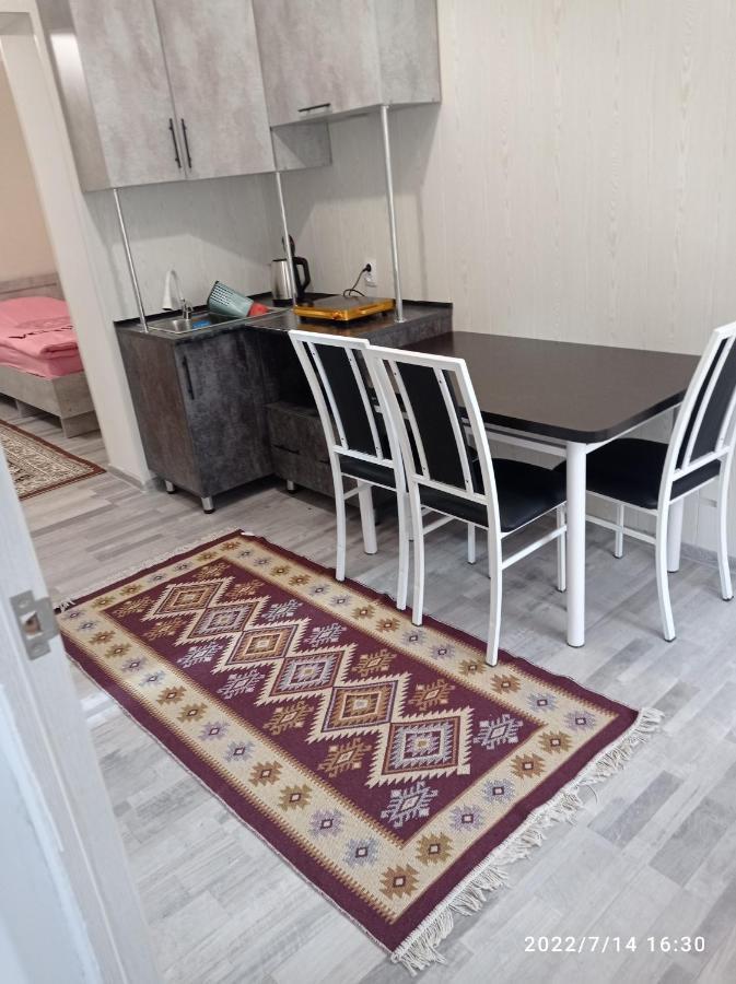 Bed and Breakfast Pamko Naryn Екстер'єр фото