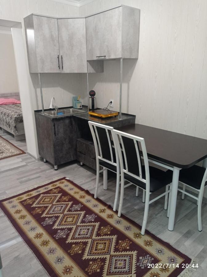 Bed and Breakfast Pamko Naryn Екстер'єр фото