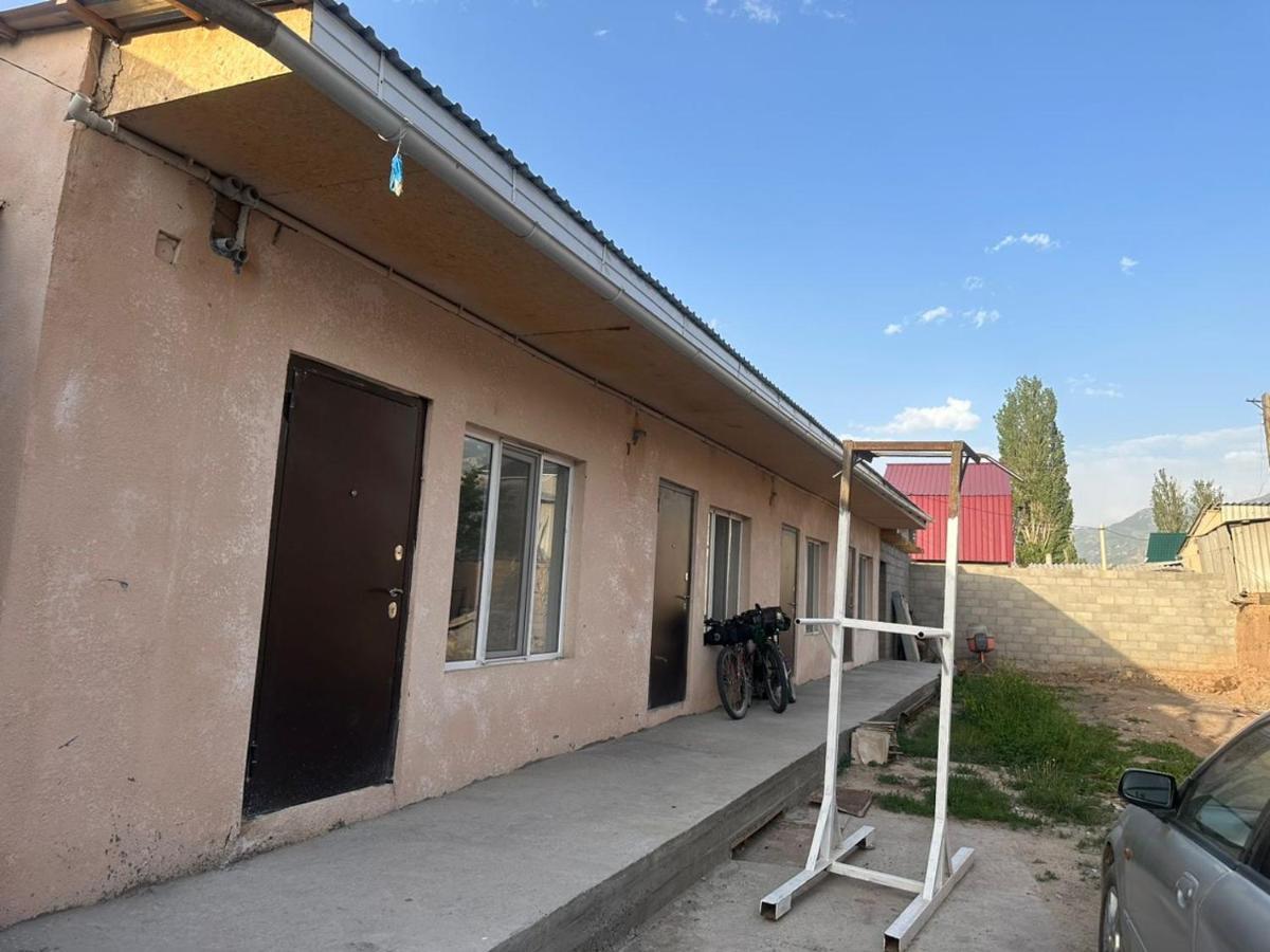Bed and Breakfast Pamko Naryn Екстер'єр фото