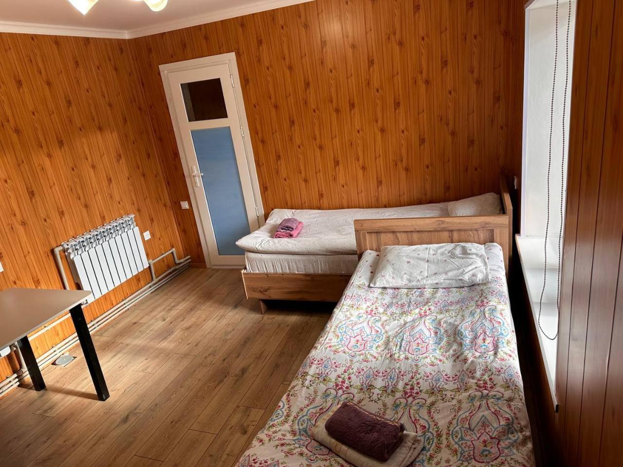 Bed and Breakfast Pamko Naryn Екстер'єр фото