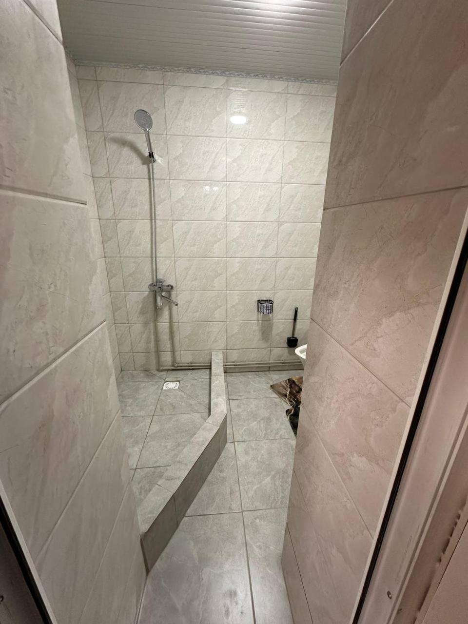 Bed and Breakfast Pamko Naryn Екстер'єр фото