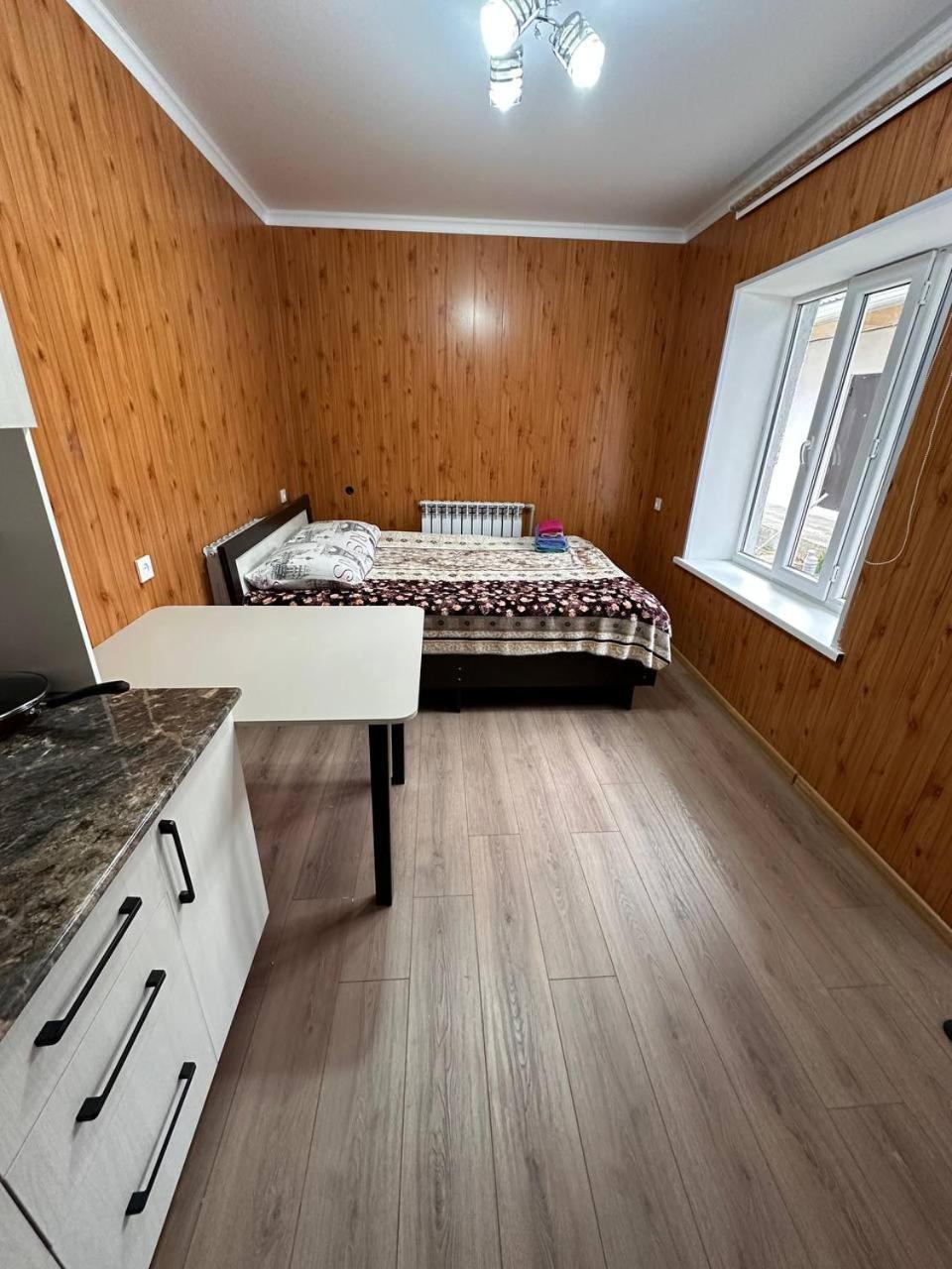 Bed and Breakfast Pamko Naryn Екстер'єр фото